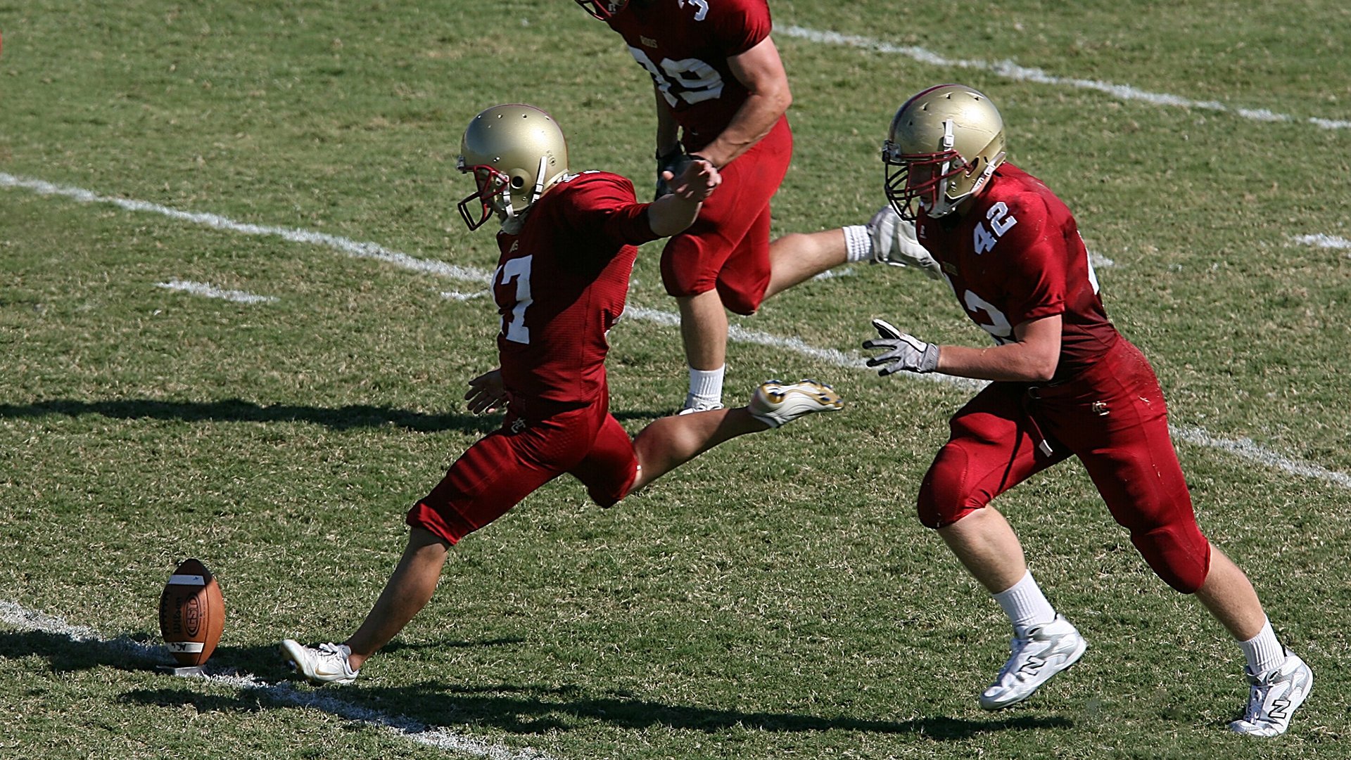 米兰体育联赛-足球青训家庭联动课程受家长一致好评，最实用的足球青训教案